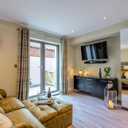 York Staycation With Free Parking Exteriér fotografie